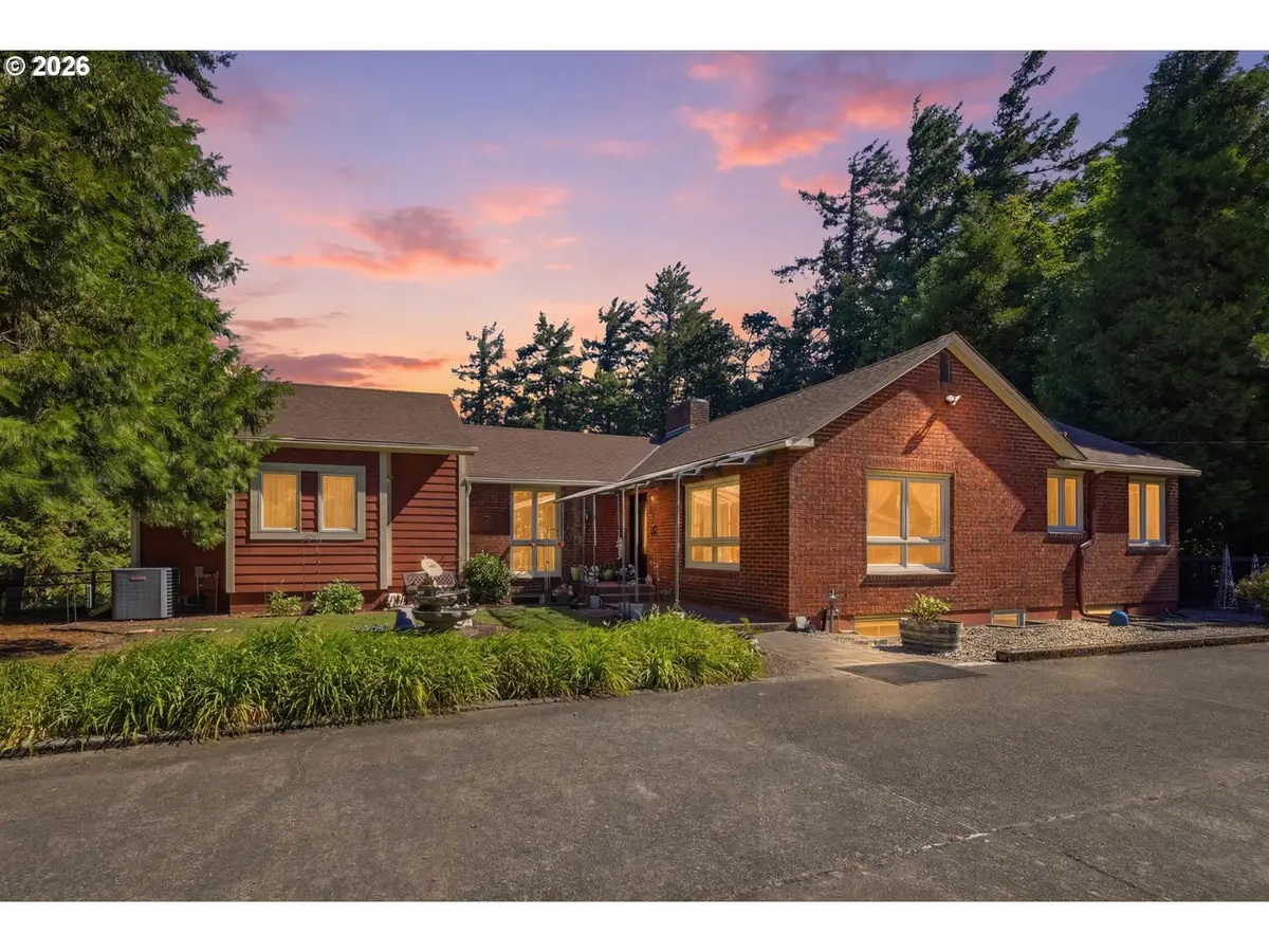 4000 E 24th Ave, Eugene, OR 97403 - #1