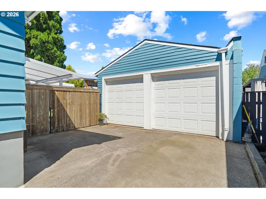 2302 SE 58th Ave, Portland, OR 97215 - #3