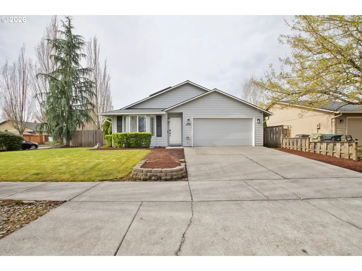 1979 SE 63rd Ave, Hillsboro, OR 97123 - #1