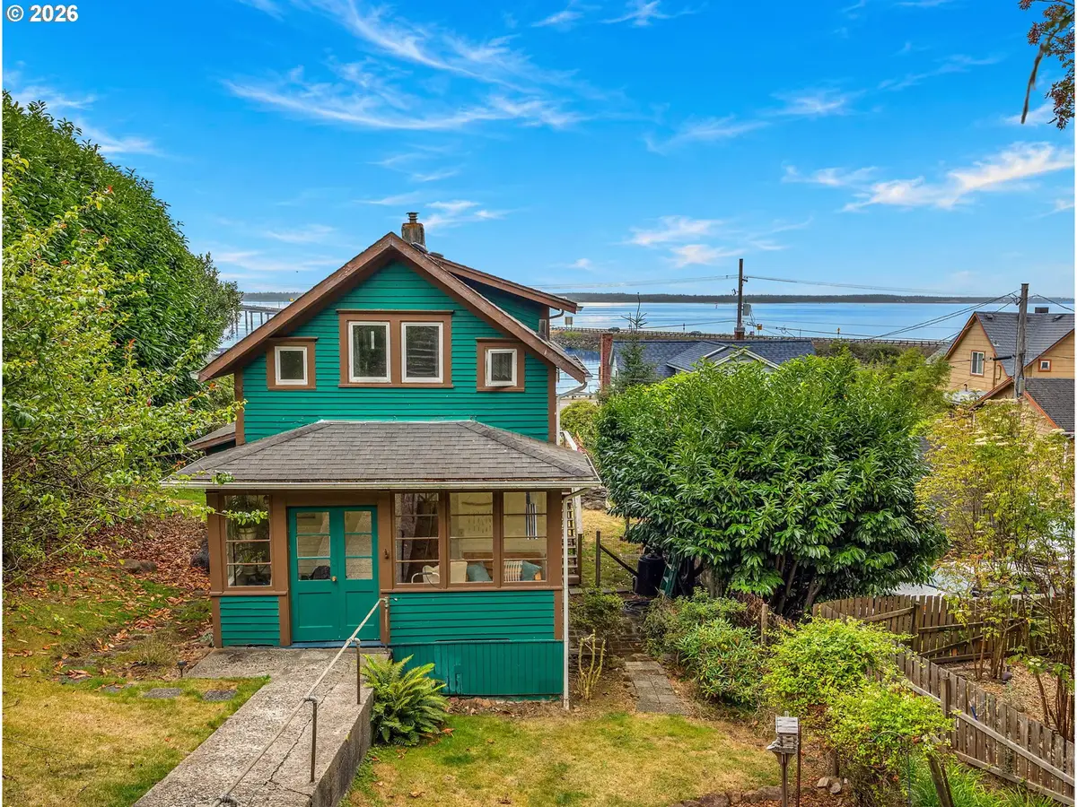 608 Florence Ave, Astoria, OR 97103 - #1