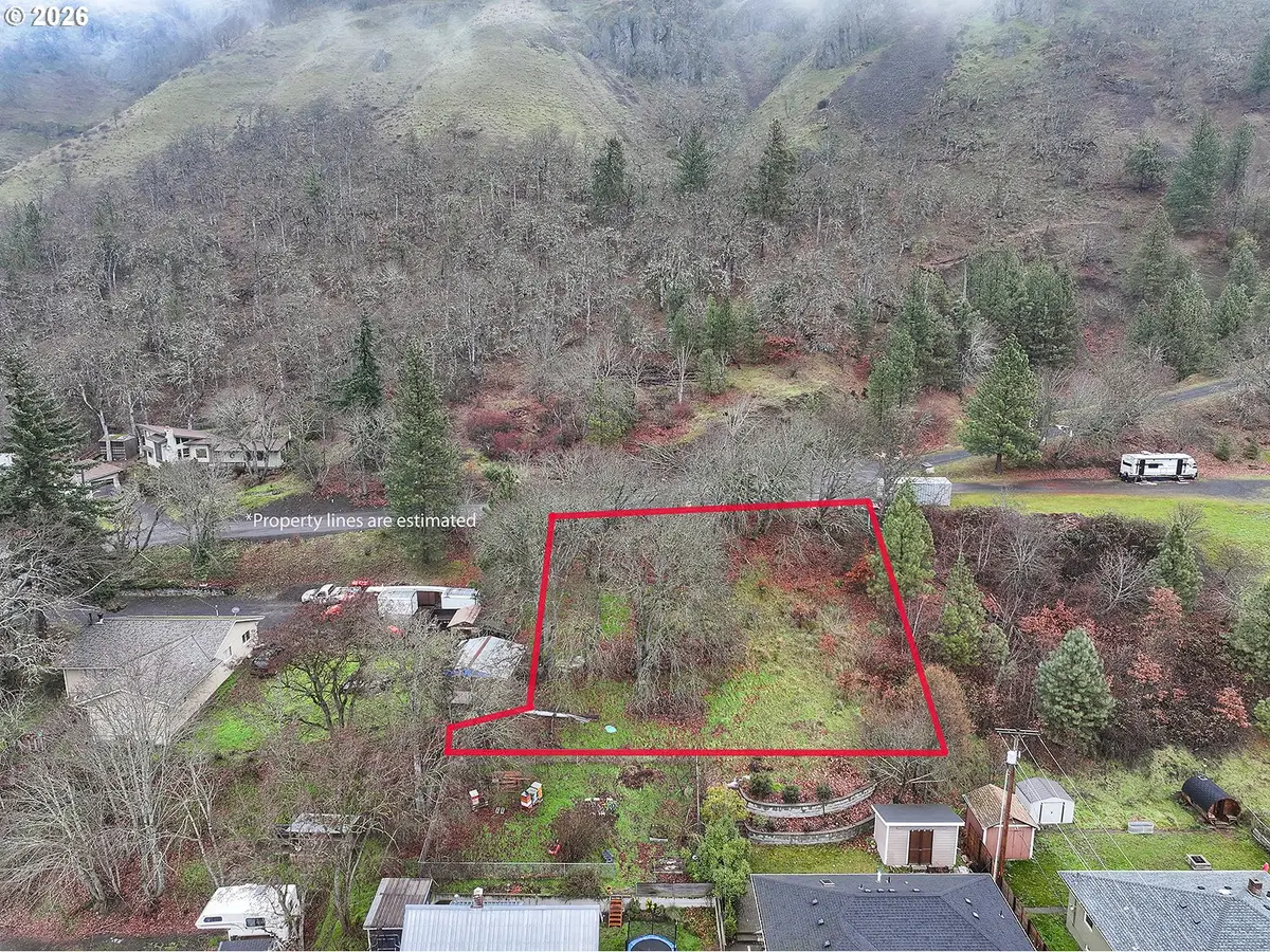 1 E Franklin, Bingen, WA 98605 - Image #1