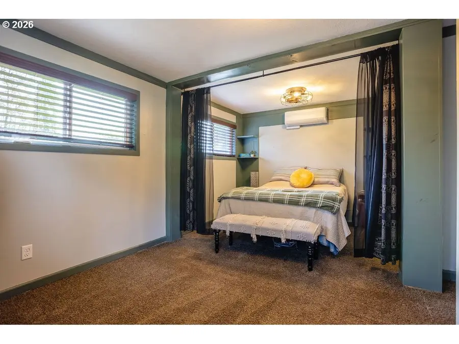 410 Studebaker Spur 2, Castle Rock, WA 98611 - #2