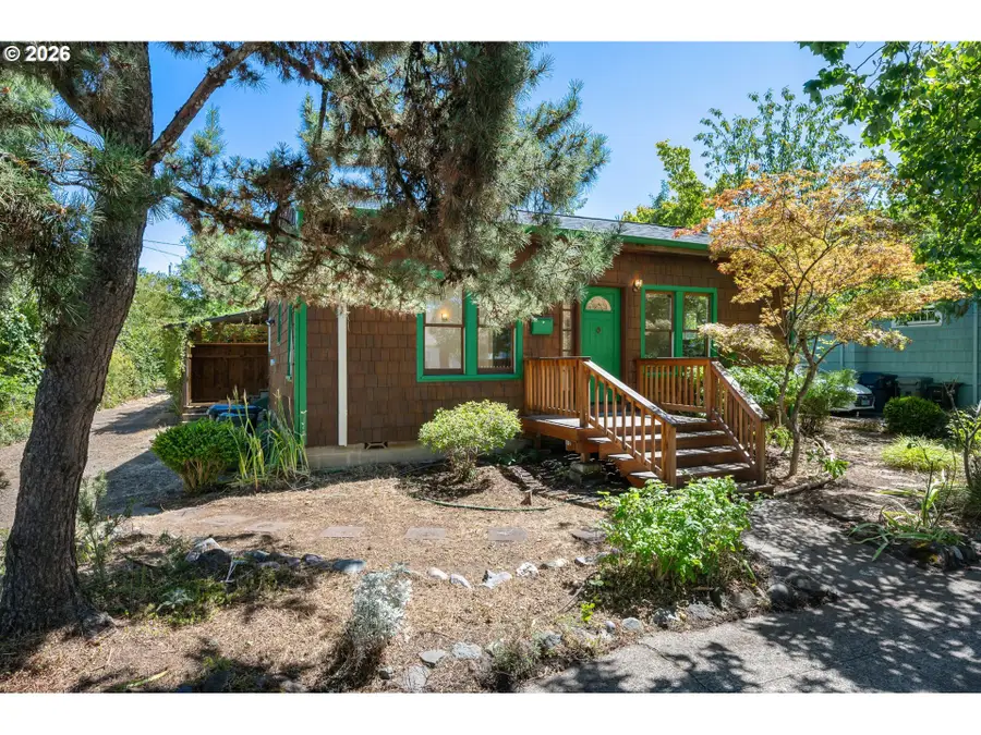965 Polk St, Eugene, OR 97402 - #2