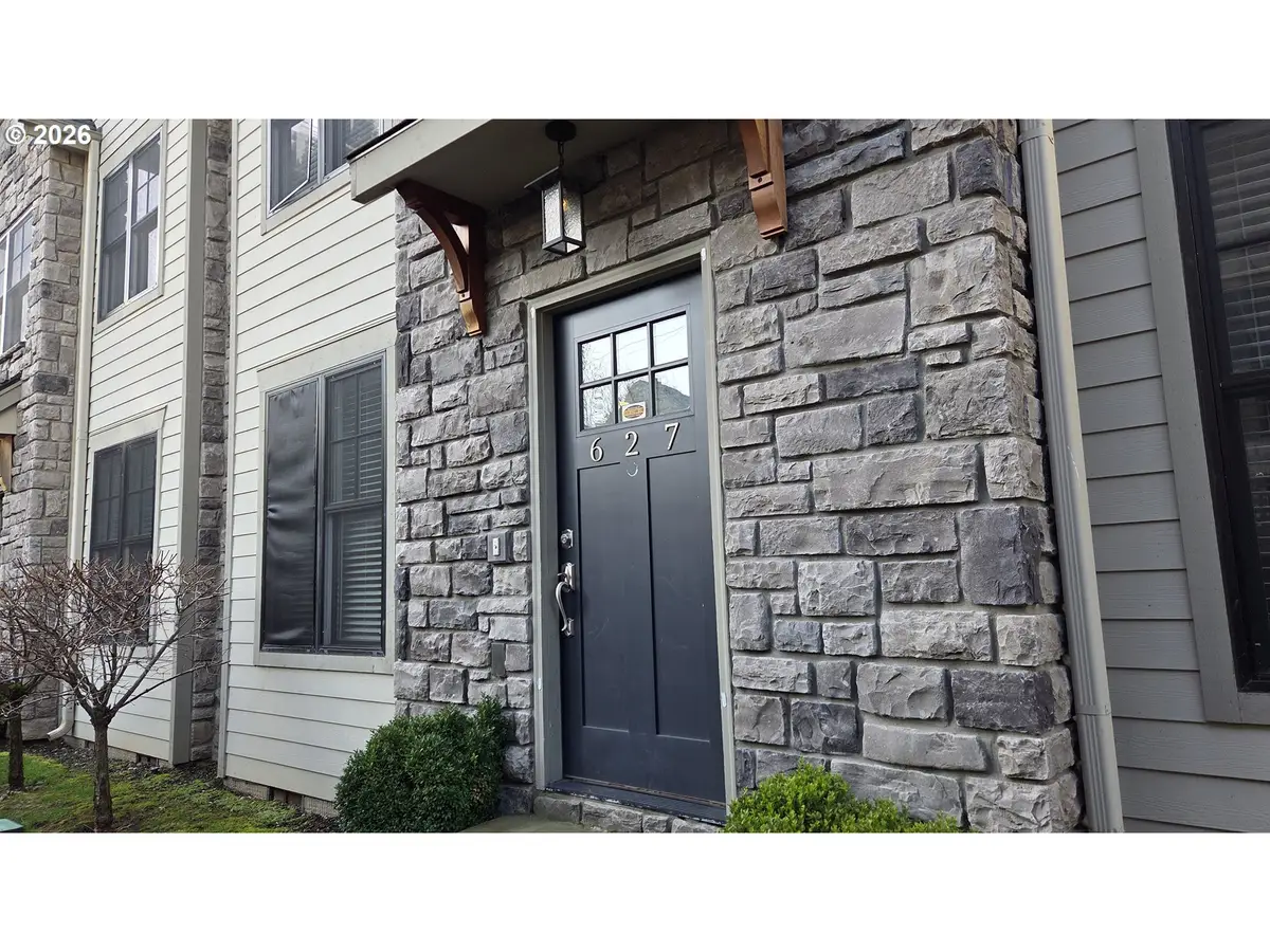 627 NE Randall Ave, Portland, OR 97232 - #1