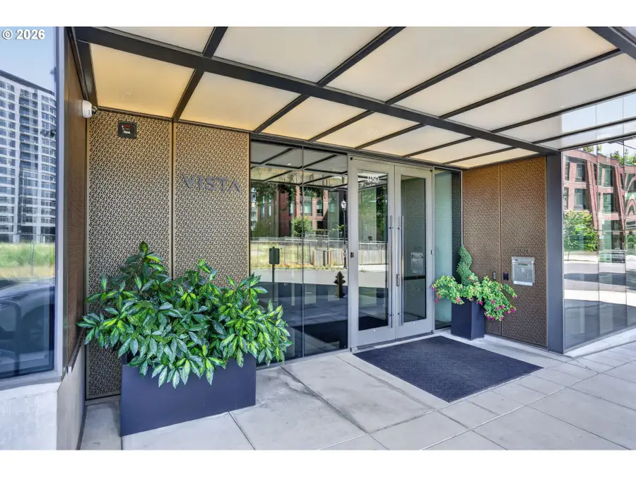 1150 NW Quimby St #704, Portland, OR 97209 - #3