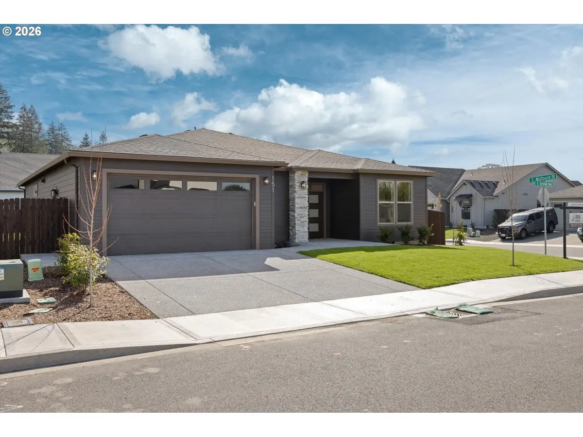 151 E Airedale Ave, La Center, WA 98629 - #1