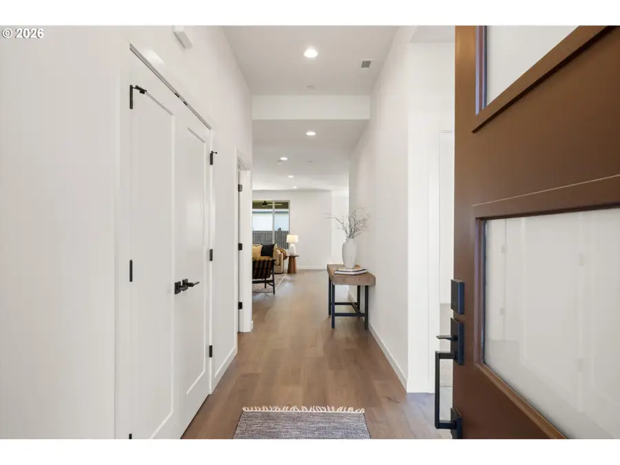 151 E Airedale Ave, La Center, WA 98629 - #3