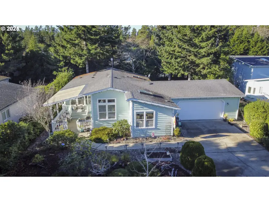 515 Robin Ln, Florence, OR 97439 - Image #3