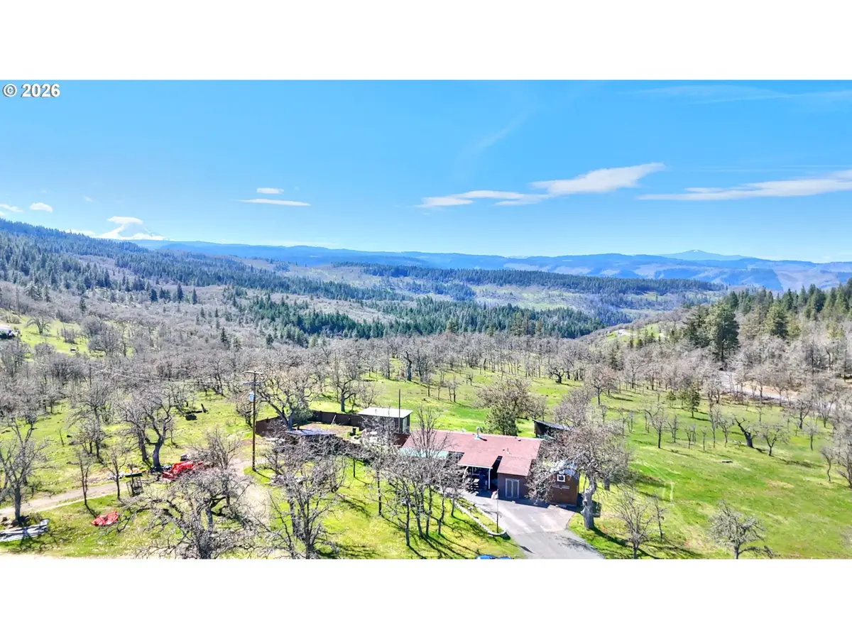2505 Dry Creek Rd, Mosier, OR 97040 - #1