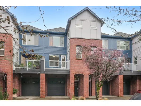 875 N Harbour Dr, Portland, OR 97217