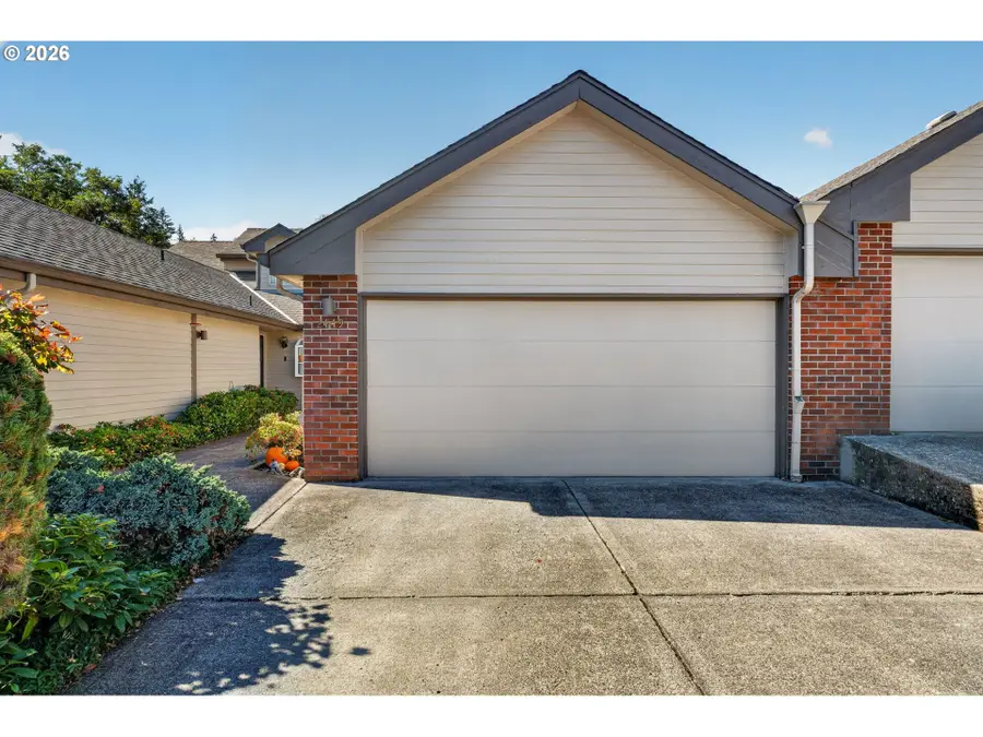 2449 NW Logan St, Camas, WA 98607 - #3