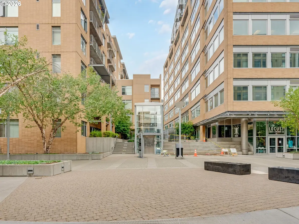 701 Columbia St #110, Vancouver, WA 98660 - Image #1