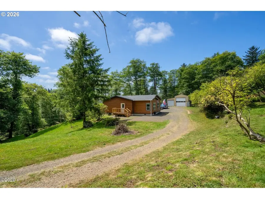 1150 Skyline Dr, Tillamook, OR 97141 - #3