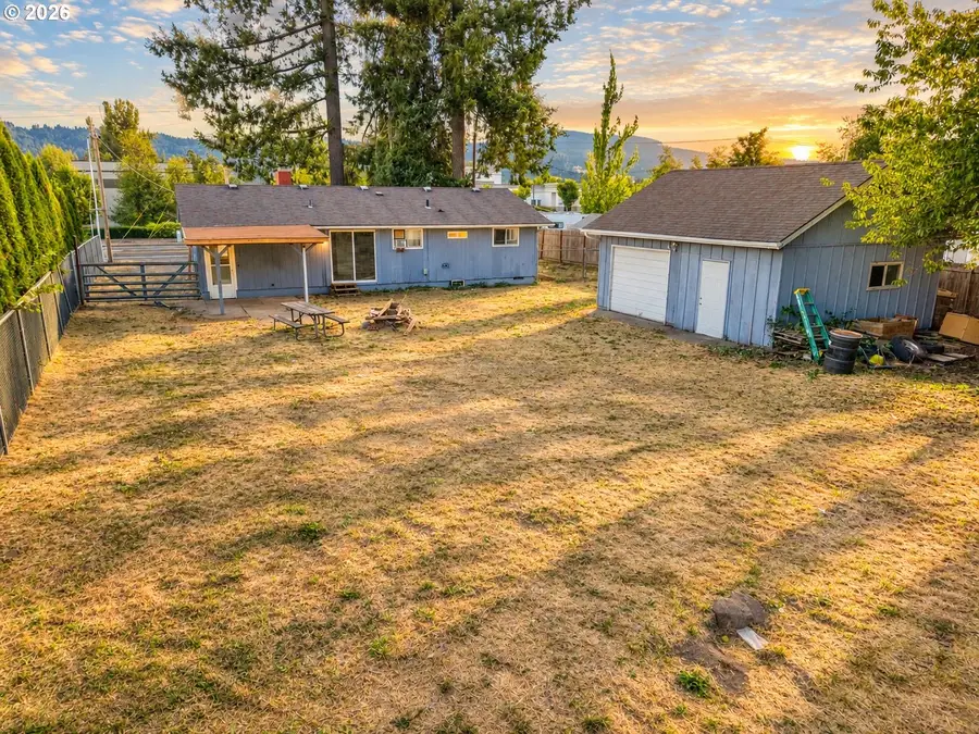 5285 High Banks Rd, Springfield, OR 97478 - #3