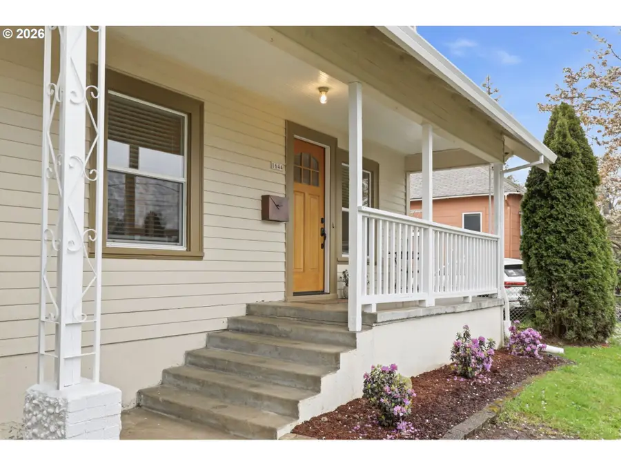 1644 N Ainsworth St, Portland, OR 97217 - #2