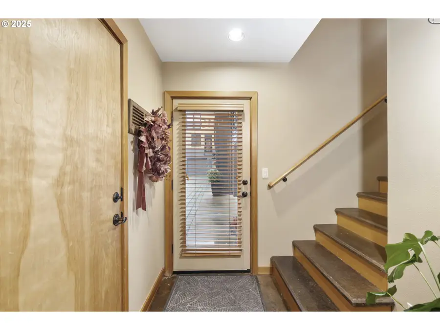 5115 S Corbett Ave #H, Portland, OR 97239 - Image #3