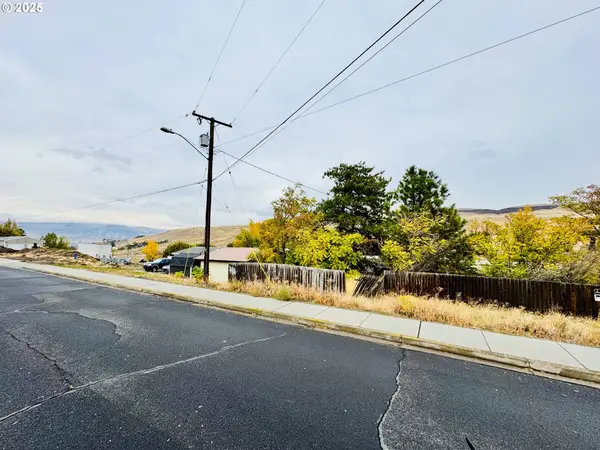 440 Shane Dr, Arlington, OR 97812