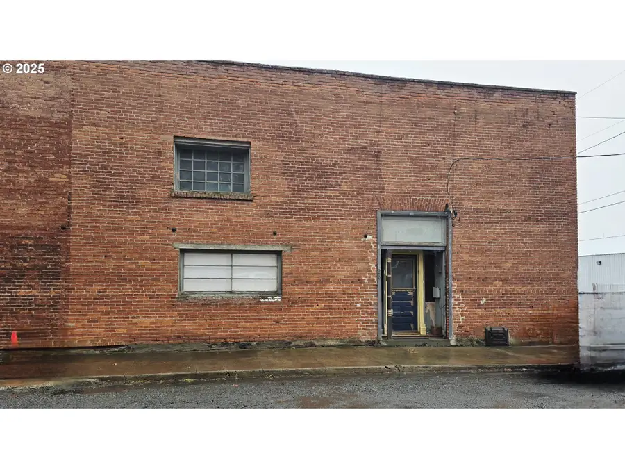 306 S Main St, Union, OR 97883 - Image #2