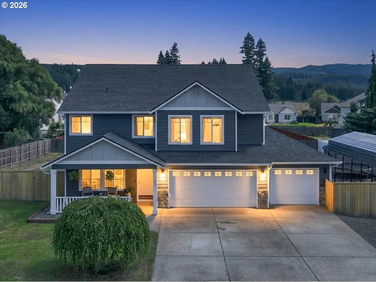 411 S Maple Ave, Yacolt, WA 98675 - #1