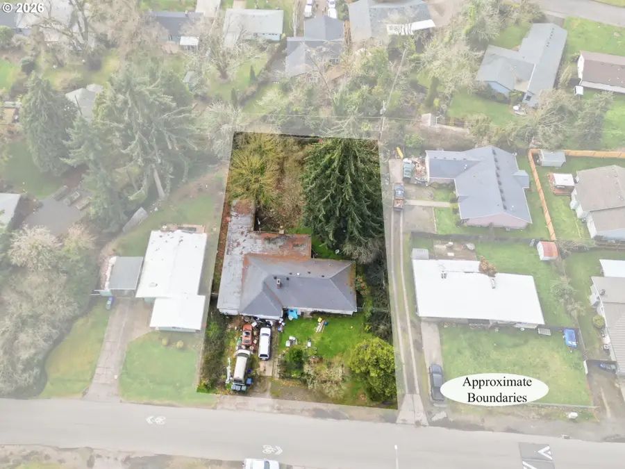 860 N Van Duyn St, Eugene, OR 97401 - #2