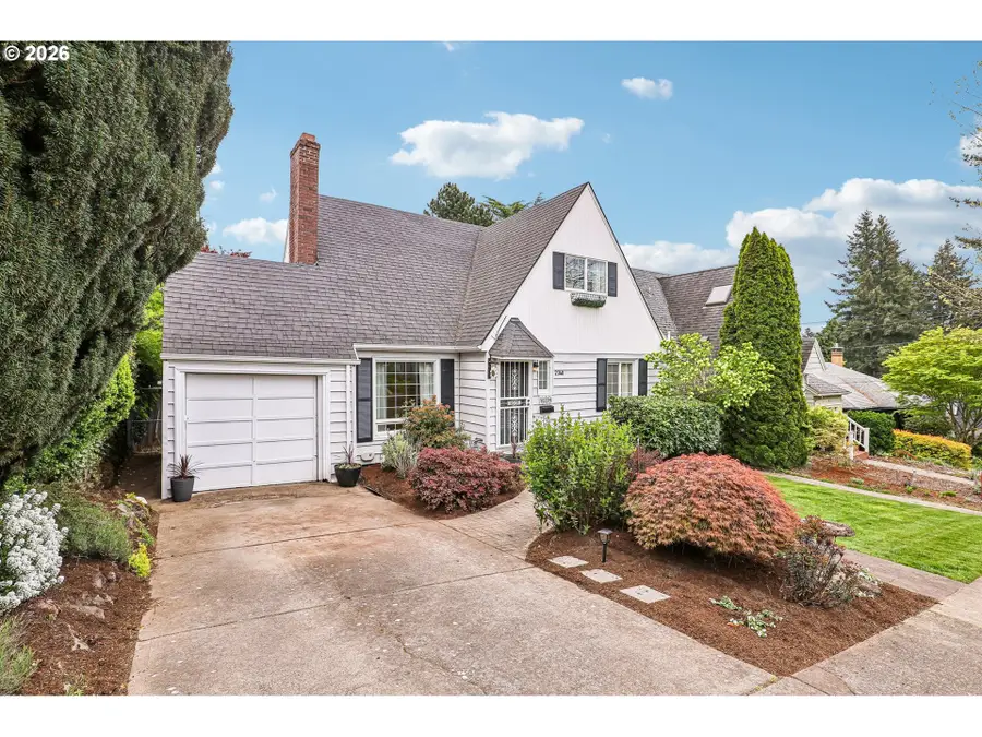 2340 NE 60th Ave, Portland, OR 97213 - #2