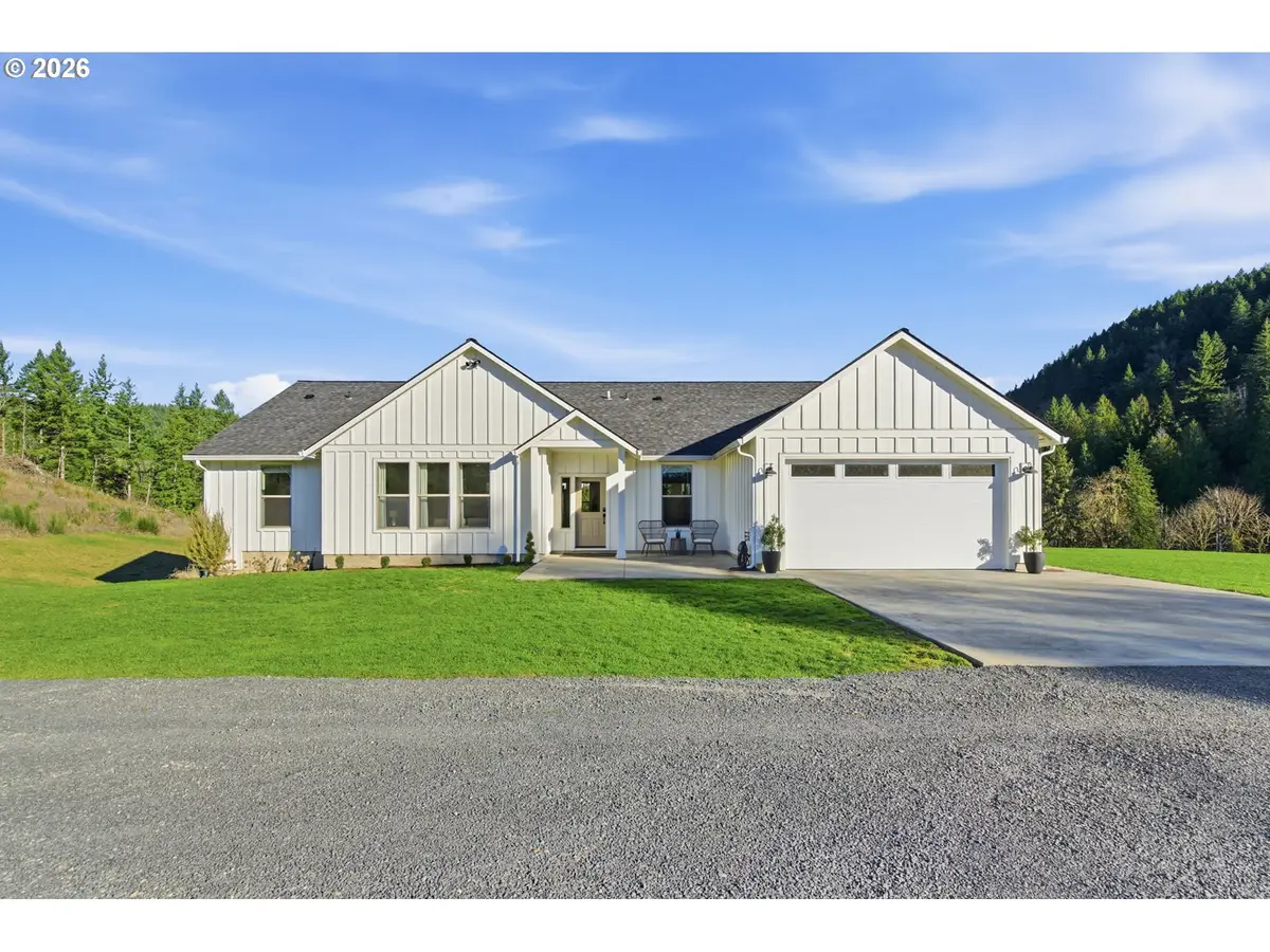 43508 NE Yale Bridge Rd, Amboy, WA 98601 - Image #1