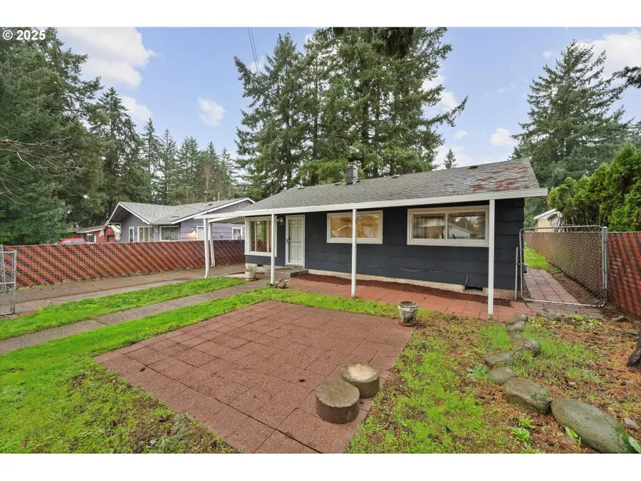 2227 SE 141st Ave, Portland, OR 97233 - Image #2