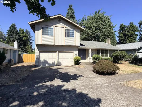 764 71st St, Springfield, OR 97478