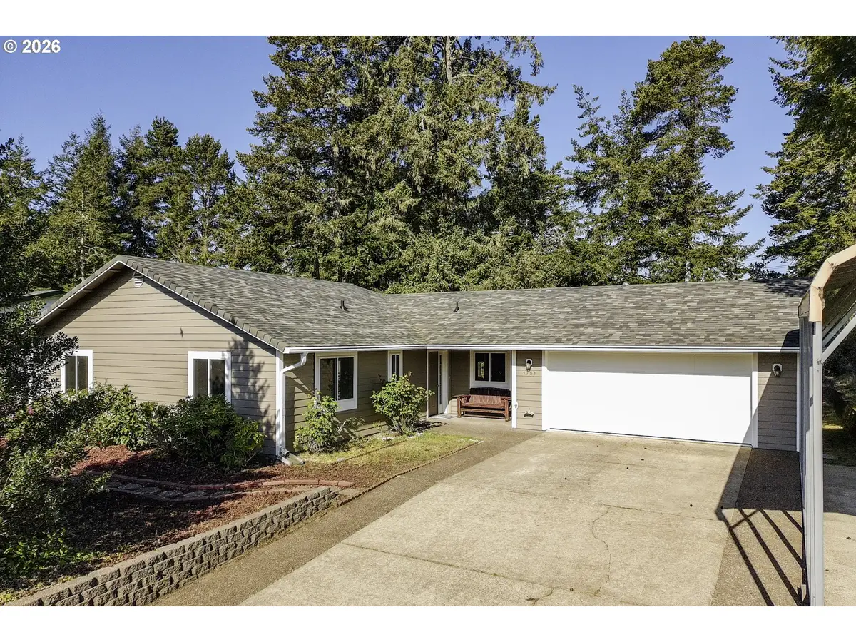 1751 Willow Loop, Florence, OR 97439 - #1