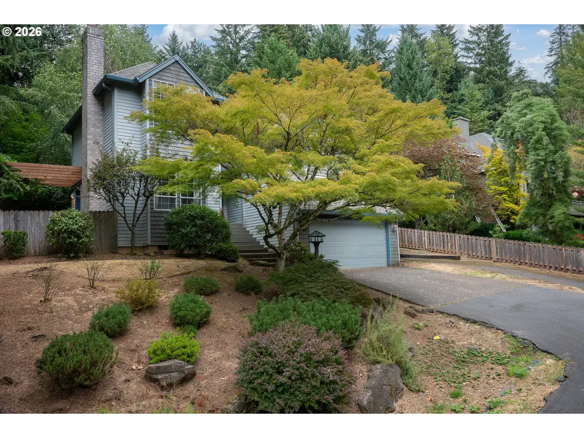 10585 SE Fairway Dr, Northwest Clackamas, OR 97086 - #1
