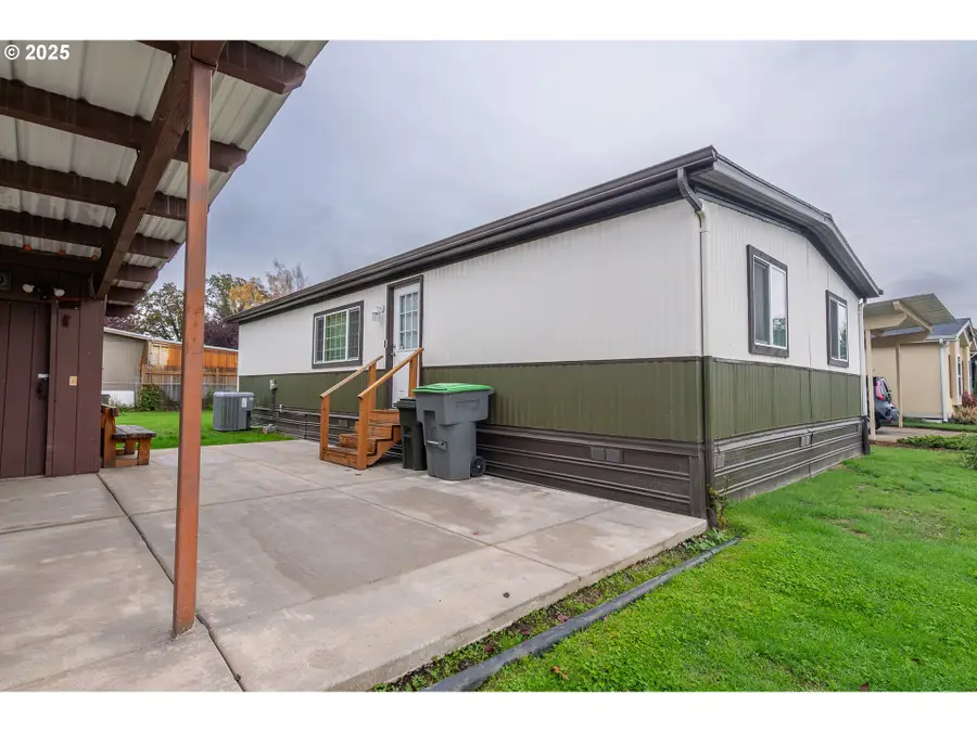 1419 NW 8th St, McMinnville, OR 97128 - Image #2