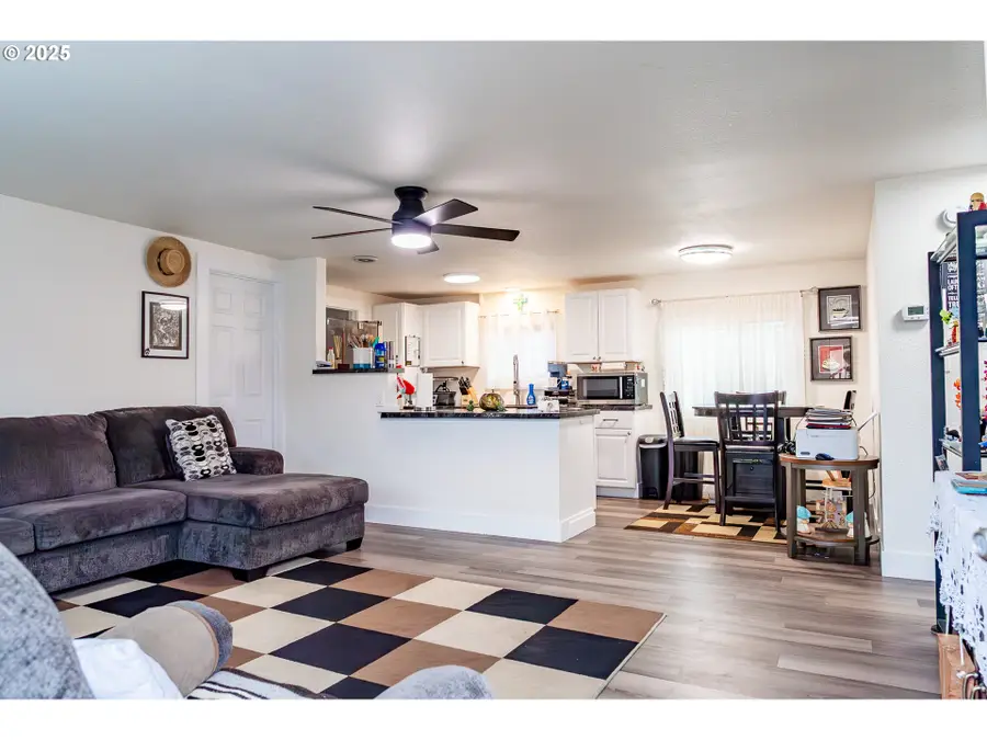 1419 NW 8th St, McMinnville, OR 97128 - Image #3