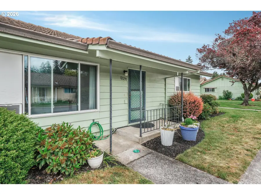 12295 SE Main St, Portland, OR 97233 - #3