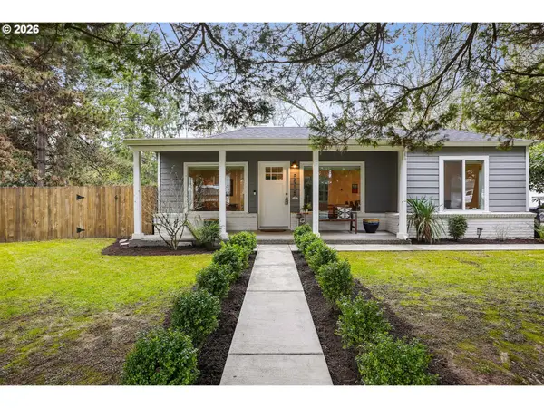 5915 SW Haines St, Portland, OR 97219