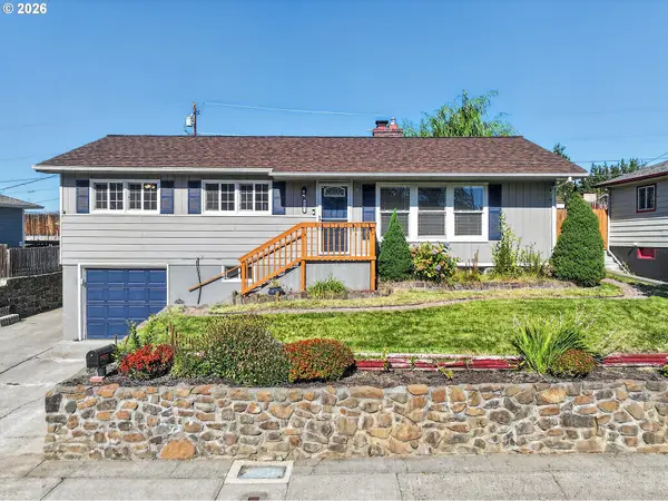 727 E 20th St, TheDalles, OR 97058