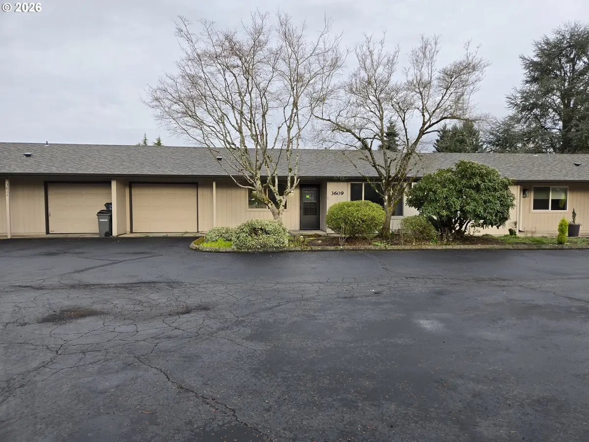 3609 NE 45th St, Vancouver, WA 98661 - #1