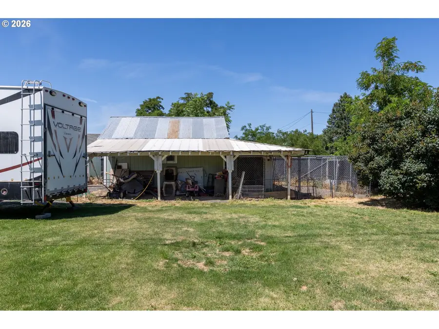 820 Parallel St, Milton Freewater, OR 97862 - #2