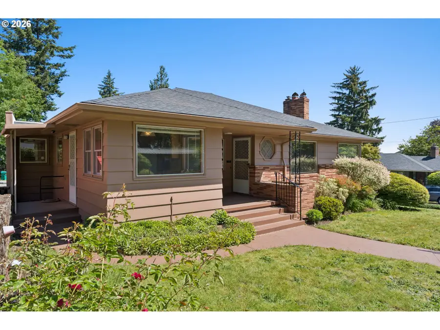 6939 SE Yamhill St, Portland, OR 97215 - #3