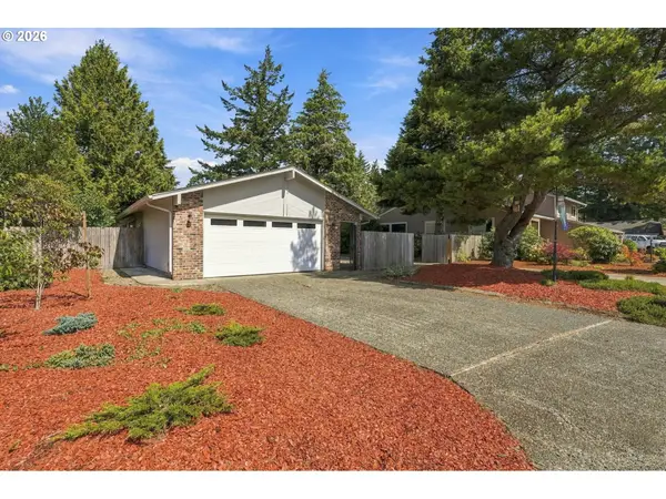 2265 24th St, Florence, OR 97439