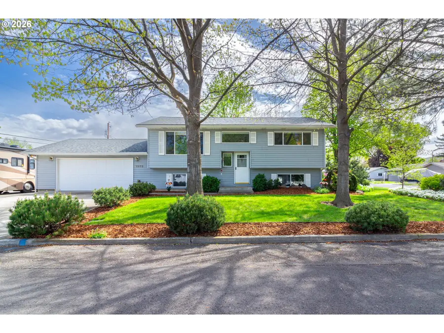 1302 SW 41st St, Pendleton, OR 97801 - #3