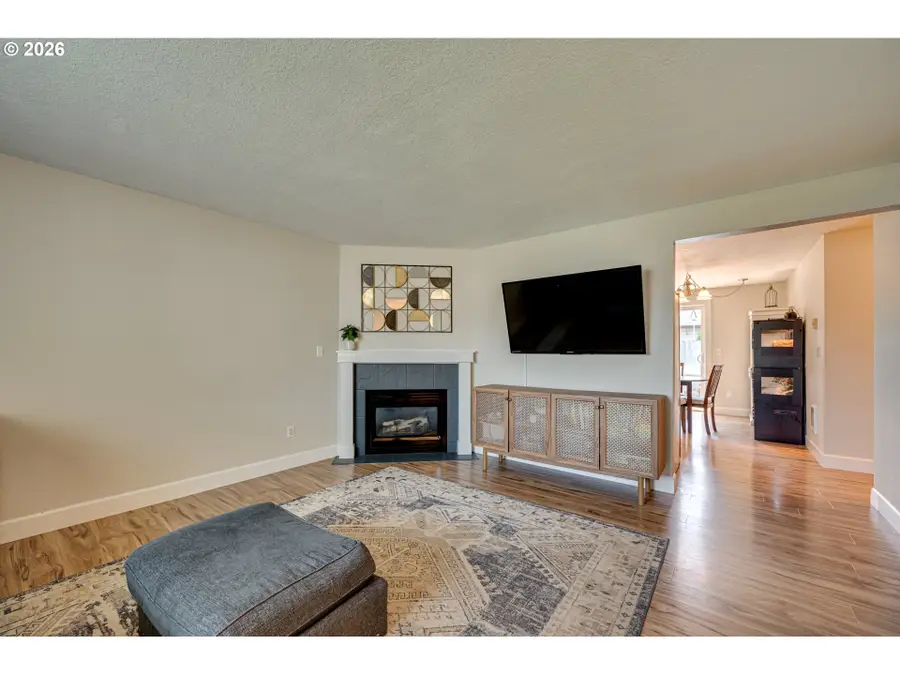 513 SE 10th St, Battle Ground, WA 98604 - #3