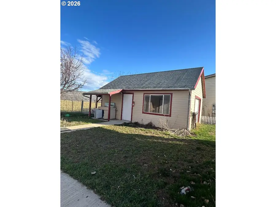 345 1st St, Richland, OR 97870 - #3