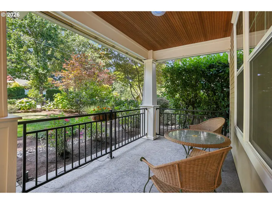927 10th St, Lake Oswego, OR 97034 - #2