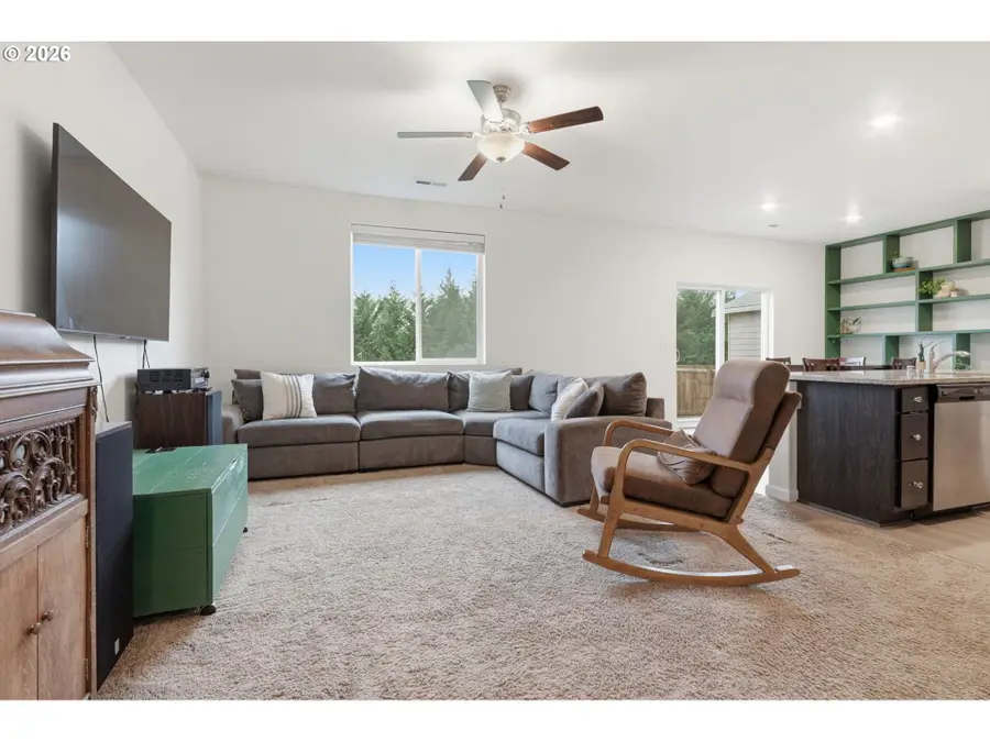 1706 W 12th St, La Center, WA 98629 - #3