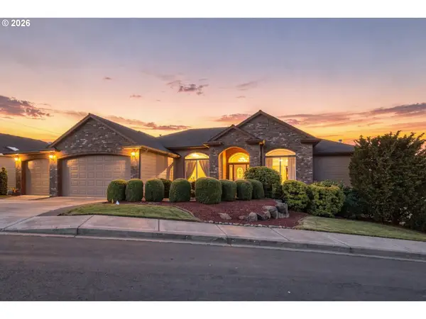 2966 W 2nd St, Washougal, WA 98671