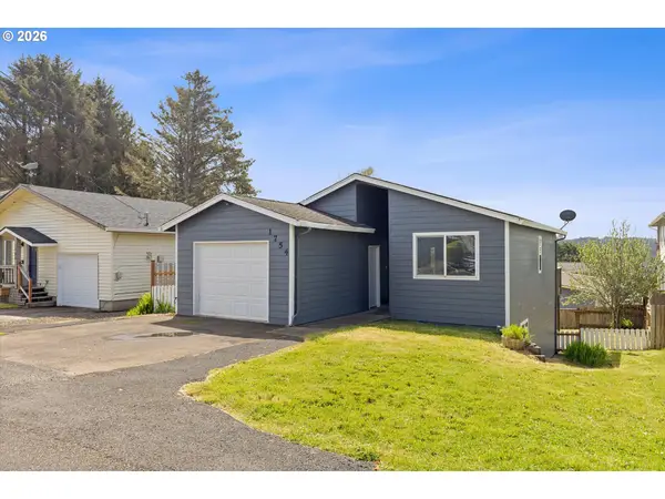 1754 NE 13th St, LincolnCity, OR 97367