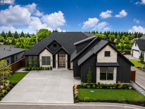 8706 NE 182nd Pl, Vancouver, WA 98682