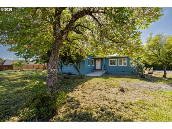 450 Hunsaker Ln, Eugene, OR 97404