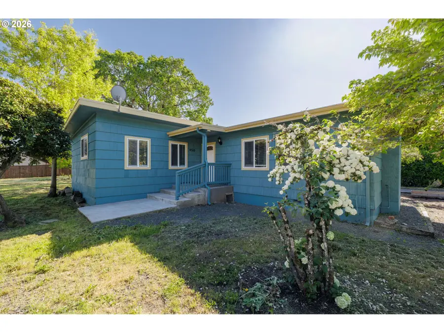 450 Hunsaker Ln, Eugene, OR 97404 - #3
