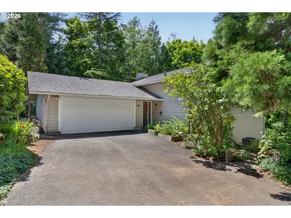 9925 SW Quail Post Rd, Portland, OR 97219